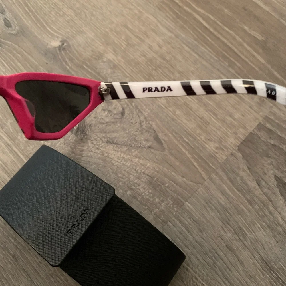 Prada camouflage cat eye sunglasses - Picture 3 of 8